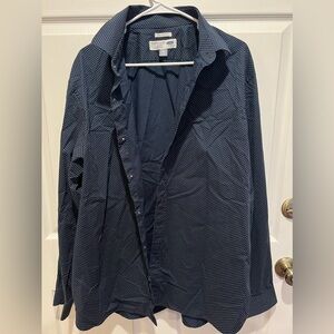Old Navy Slim Fit Mens Botton Down Shirt